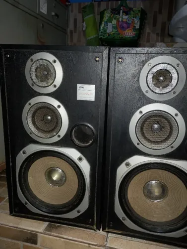 2 Caixas de som CCE original com detalhes na madeira 