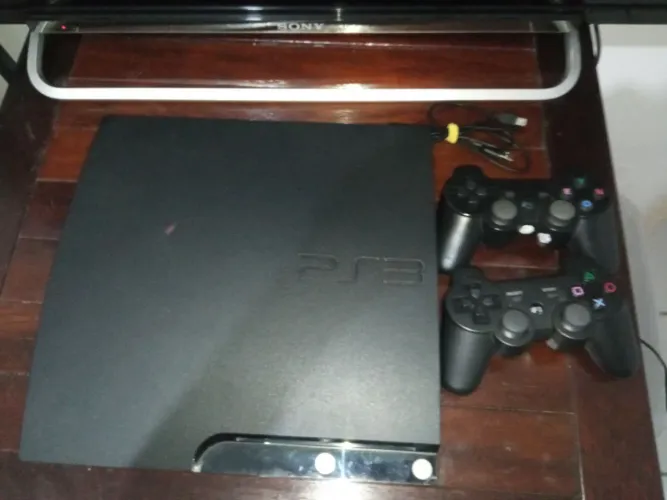 PS3 desbloqueado usado funcionando perfeitamente 