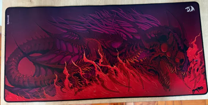 Mouse Pad Redragon Gamer Extra Grande - 89cm x 41cm 