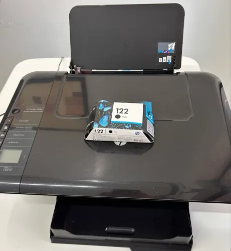 Faça sua oferta! Impressora HP Desk jet 3050 + cartucho lacrado 122