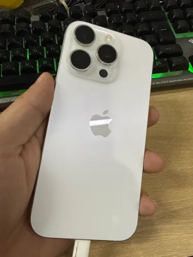 Iphone 16 Pro 128 - Branco Bateria 91% - com garantia 