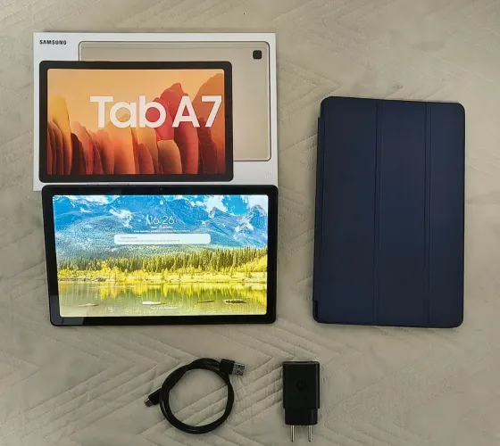 Tablet Samsung A7 64gb 3gb Ram com extensão de até 2TB  tela 10.4 WI-FI cor Gold Platinum 