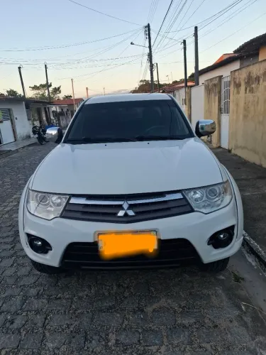 Mitsubishi L200 Triton HPE 3.2 CD TB Int.diesel AUT 2014
