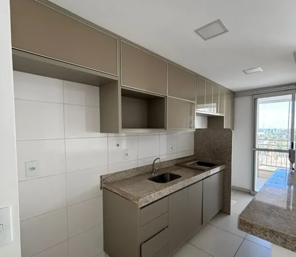 Apartamento no alto, com armários e localização privilegiada perto da UniEVANGÉLICA