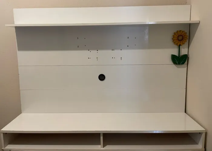 PAINEL PARA TV - BRANCO