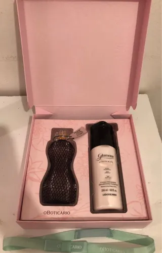 Vendo esse kit de perfume novo