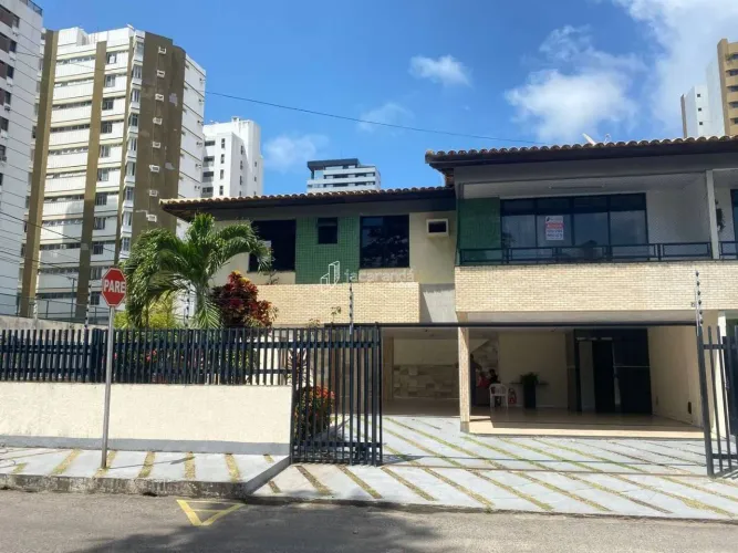 Casa com 3 dormitórios para alugar, 120 m² por R$ 3.500,00/mês - Jardins - Aracaju/SE