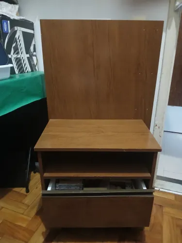 2 Mesas de cabeceira de cama casal 