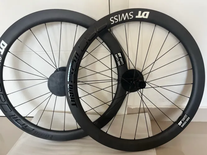 Rodas de Carbono DT SWISS perfil 50