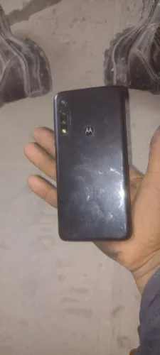 Vende-se celular moto G8