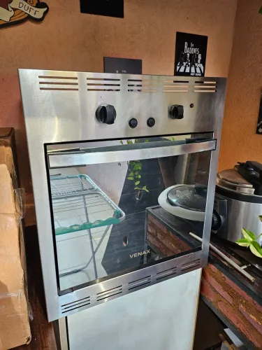 Forno de Embutir a Gás Venax 50 litros cor inox