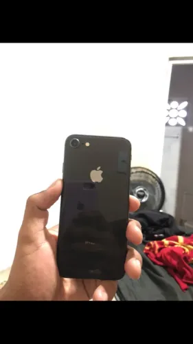 iPhone 8