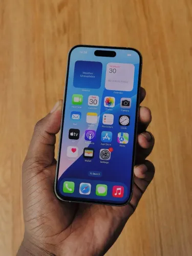 iPHONE 15 PRO MAX 256GB 