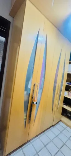 Guarda roupa - Roupeiro - Closet espaçoso.