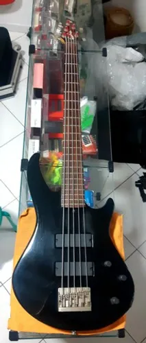 Baixo Godin BG-5 (Schaller/EMG)