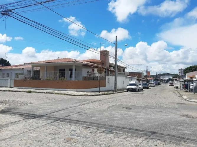 Excelente casa no bairro da torre de esquina p residência ou comercio!