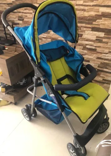 Carrinho de Bebê Dobrável - Azul e Verde,aceito cartão 
