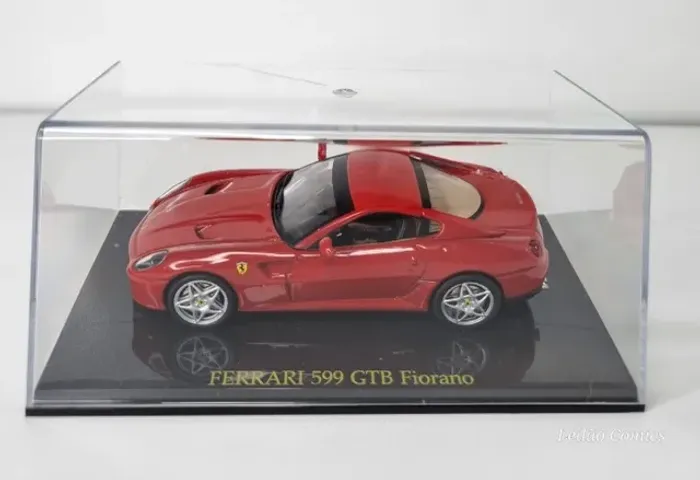 Ferrari Collection - Ferrari 599 Gtb Fiorano 1/43 Vermelho