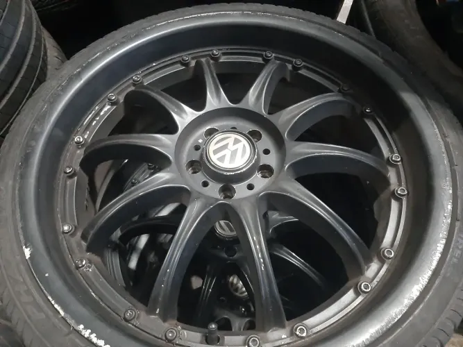 Roda aro 19 Aranha II preta com borda Volkswagen 5x100 polo