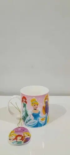 Caneca de Porcelana Disney Princesas