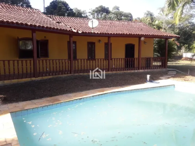 Casa à venda no condomínio Los Álamos