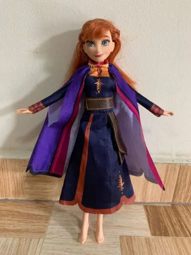 Boneca Ana Frozen 