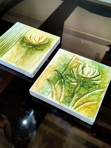 Conjunto 2 quadros Valverde - Flores/verdes - Par de telas quadradas 20x20cm decoração
