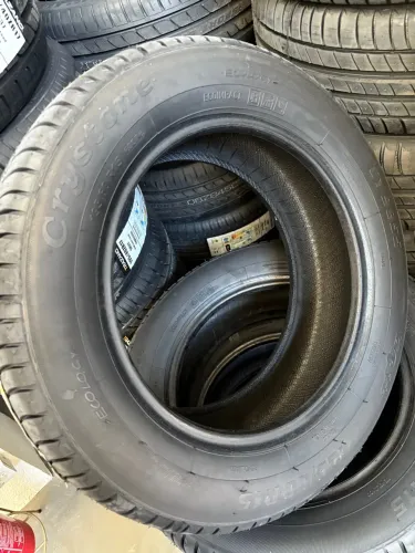Pneu remolde Crystone 195/60 R15