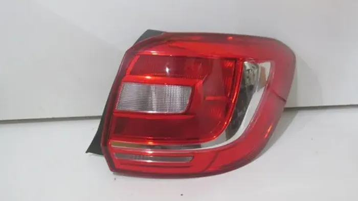 Lanterna Renault Sandero 2015 A 2018 23020760