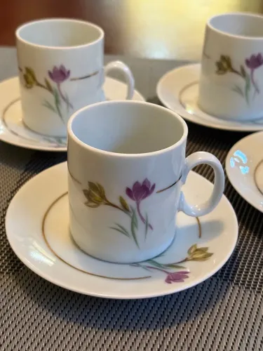 Jogo de Xícaras de café com Pires , porcelana Renner