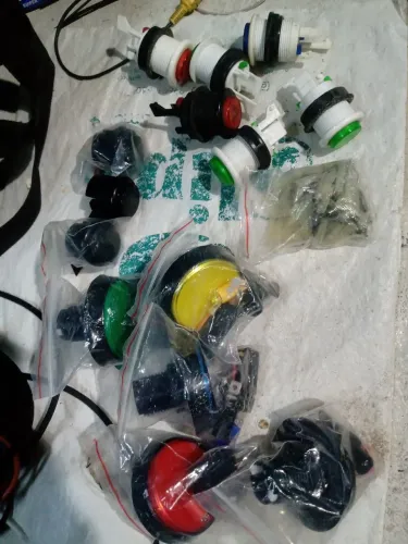 Lote botões de fliperama 