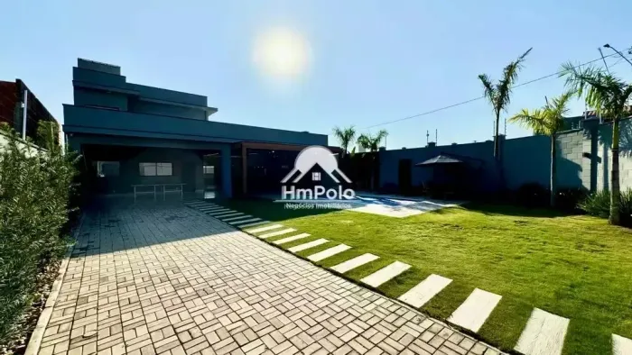 Casa à venda em Hortolândia, Chácaras Luzitana, com 3 quartos, com 307 m²
