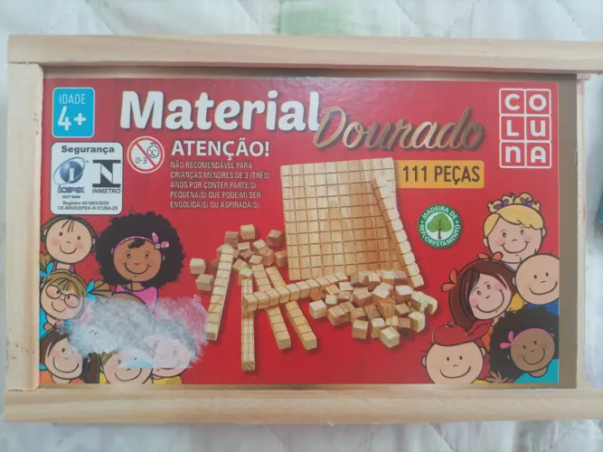 Material Dourado 
