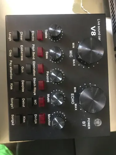 Placa de Áudio V8 para Streamers e Youtubers
