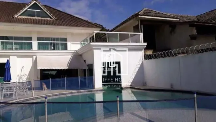LINDA CASA NO MELHOR CONDOMÍNIO DO RECREIO DOS BANDEIRANTES - MARAMAR