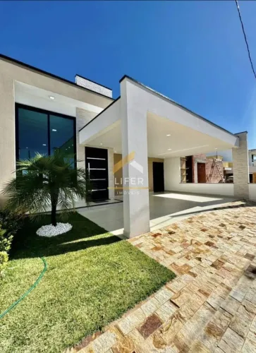 CASA EM CONDOMINIO PHYTUS