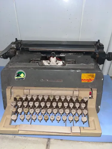 Máquina de escrever