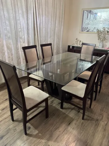 Mesa de Jantar Elegante com 6 Cadeiras