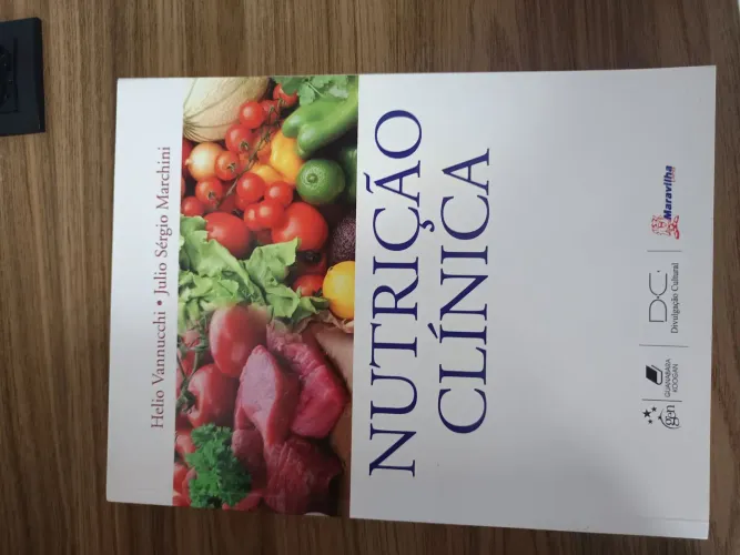 Livro "Nutrição Clínica", de Hélio Vannucchi e Julio Sérgio Marchini.