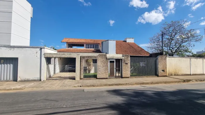 Casa 5 quartos - Estrela Sul