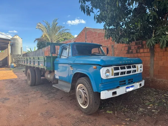 DODGE D 700 ( Mecânica Mercedes)!