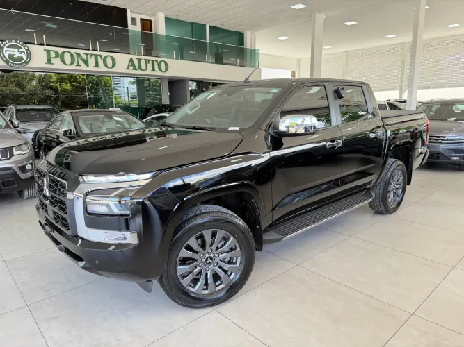 Mitsubishi TRITON HPE-S 2.4 CD 4X4 TB Diesel Aut. 2026