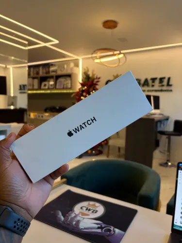 Apple Watch SE 2 Preto 44MM GPS - Lacrado