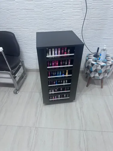 Organização de esmaltes - Prateleira Móvel