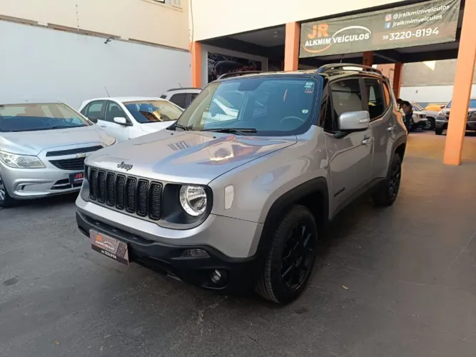 Jeep Renegade Night Eagle 1.8 4X2 Flex Aut. 2021