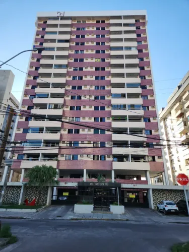 Thaís Dias - TORRE - 106 M2 3QUARTOS 1 SUÍTE DCE COMPLETO DE ARMÁRIOS