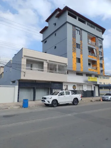 VENDO PRÉDIO EM LINHARES COM 31 KITNETS E 4 PONTOS COMERCIAIS