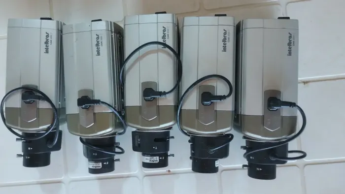 5 câmeras Intelbras 600I Lt