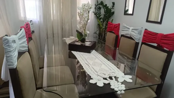 Mesa de jantar 6 cadeiras