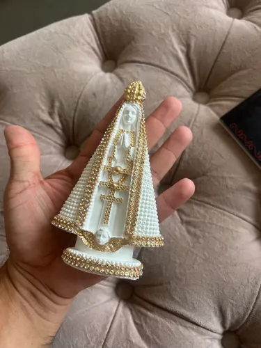 N S Aparecida em gesso e strass
